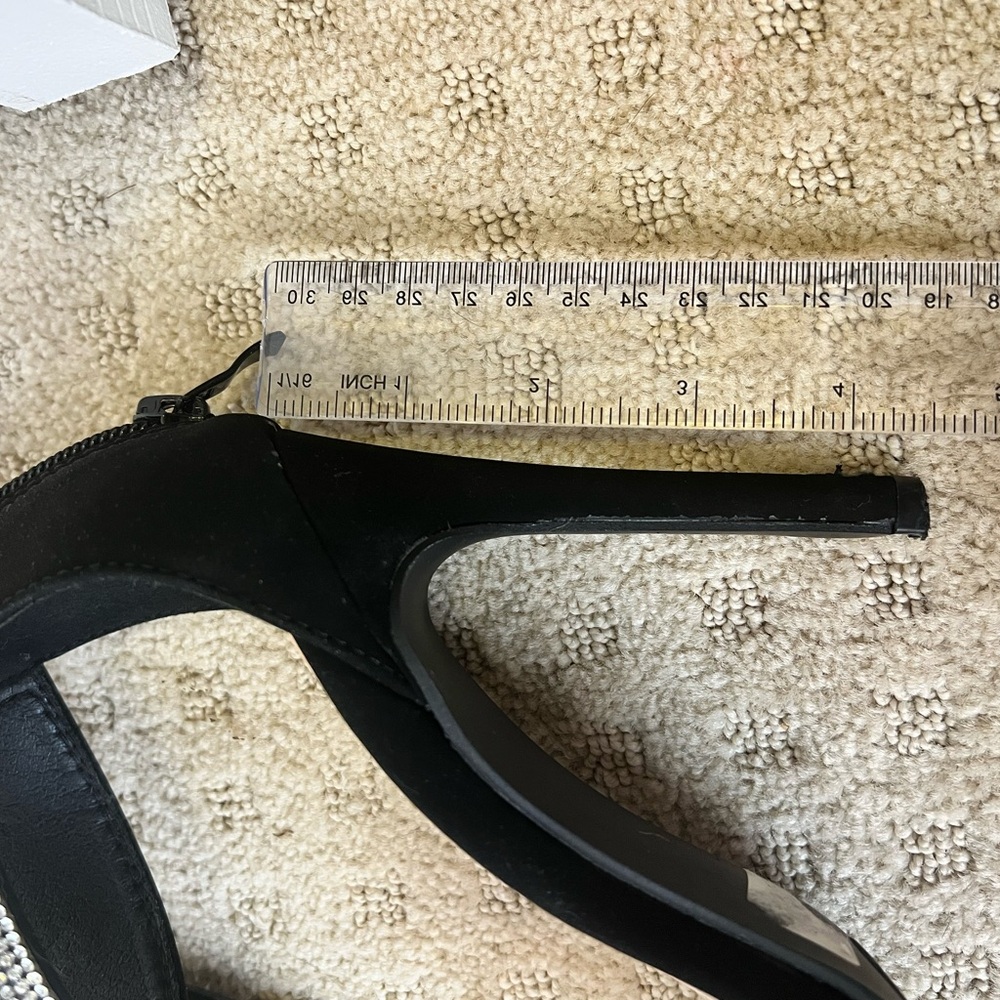 Black heels with Rhinestones - Picture 4 of 4